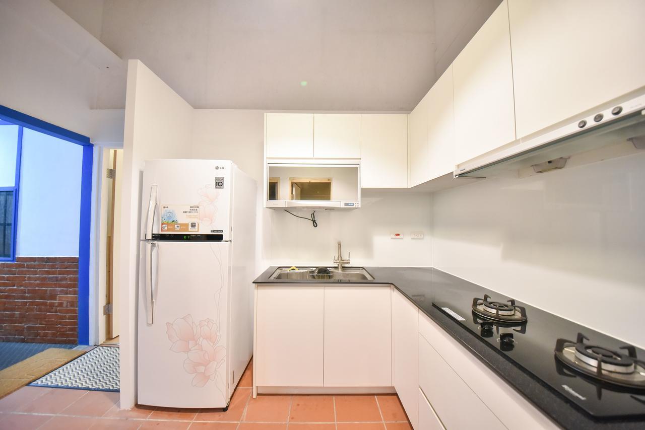 響水客棧 苗栗8-12人包棟 烤肉 特色老屋 Apartment Gongguan Bagian luar foto